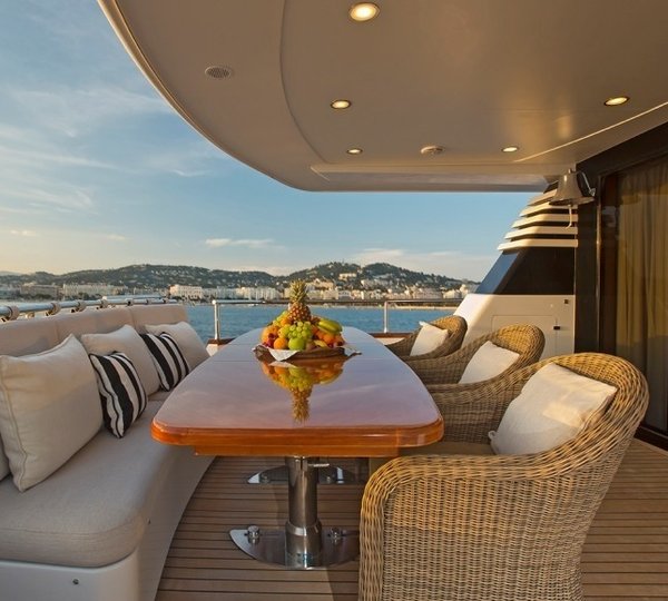 Motor Yacht LEILA LINA - Double Cabin – Luxury Yacht Browser | by ...